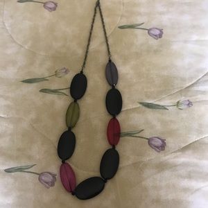 A beautiful necklace. Has never been worn.